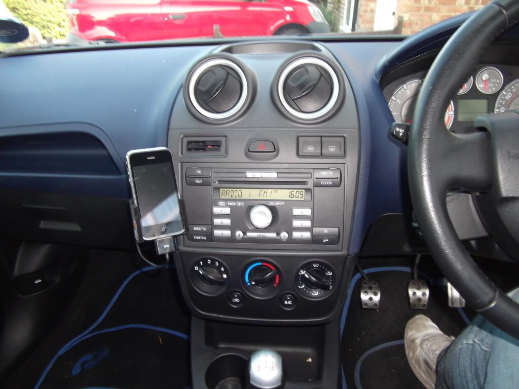 iPhone 4 Holder Mk6 Fiesta ST General Discussion Ford Fiesta ST